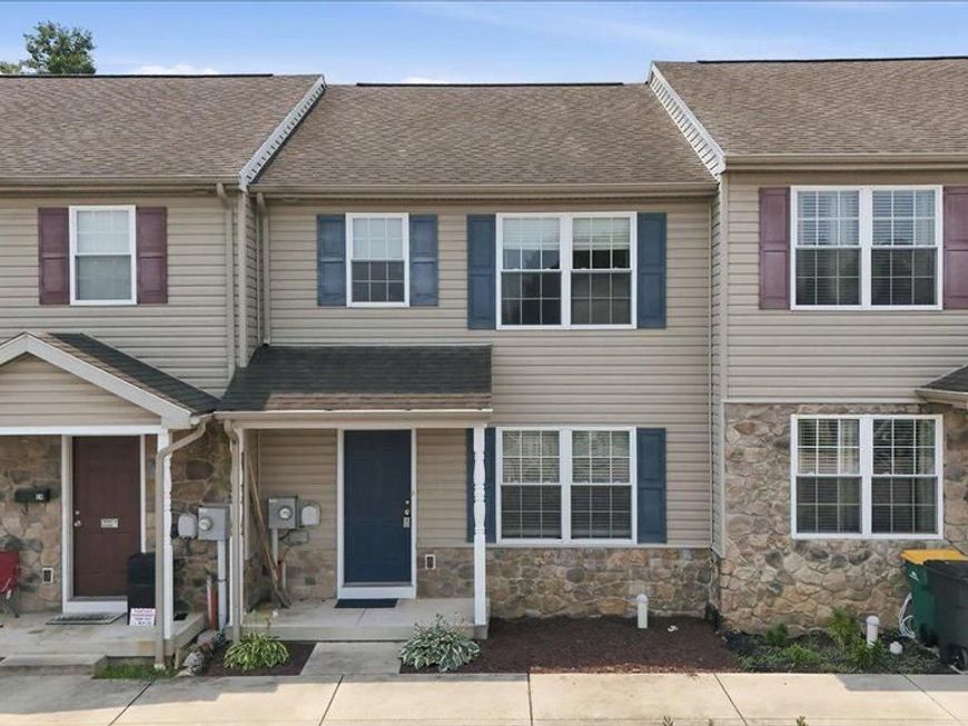 22 E Ninth Street , Waynesboro, PA 17268 Main Photo