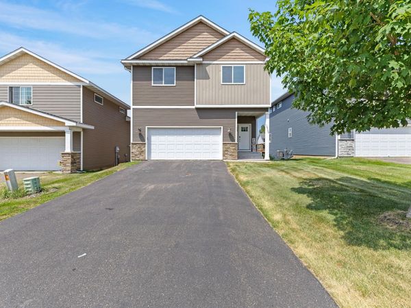 10730 Knollwood Lane, Woodbury, MN 55129