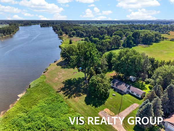14911 Groenevelt Road, Spring Lake, MI 49456