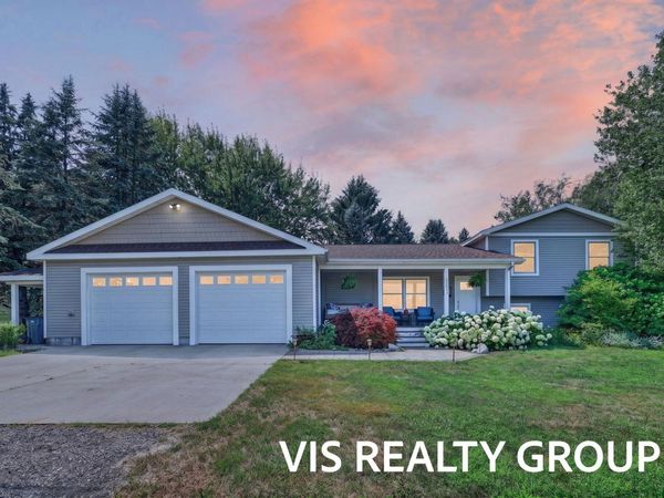 14943 Groenevelt Road, Spring Lake, MI 49456