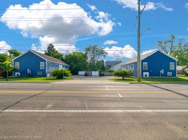 415 Hilton Road , Ferndale, MI 48220