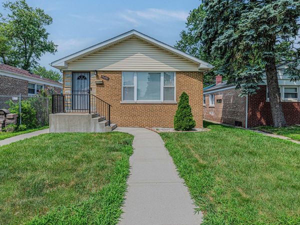 12832 S Sangamon Street , Chicago, IL 60643