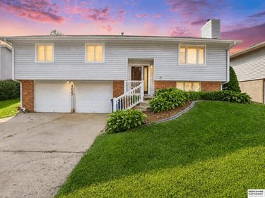 4923 S 147th Street, Omaha, NE 68137