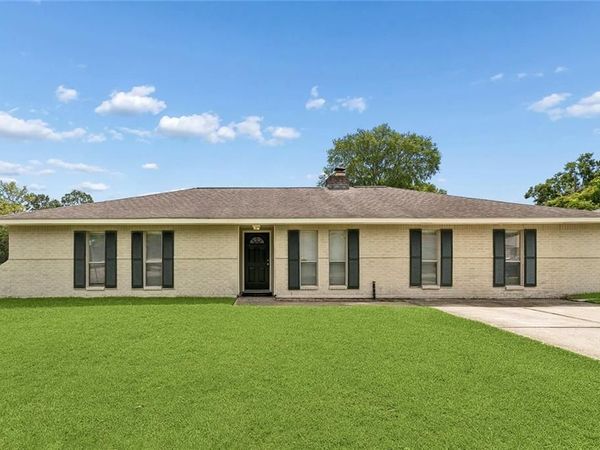 218 MELODY Lane, Slidell, LA 70458