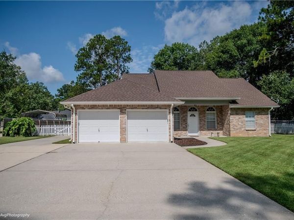 71175 PACKET Place, Abita Springs, LA 70420