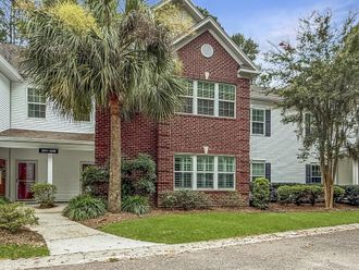 206 Golfview Lane Summerville, SC 29485
