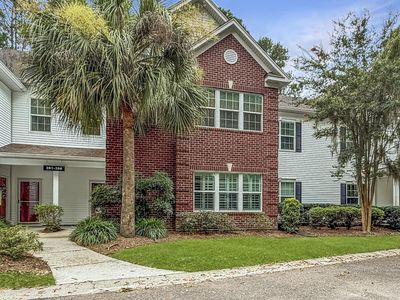 206 Golfview Lane, Summerville, SC 29485