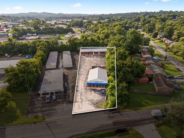 2400 Highland Ave , Columbia, TN 38401
