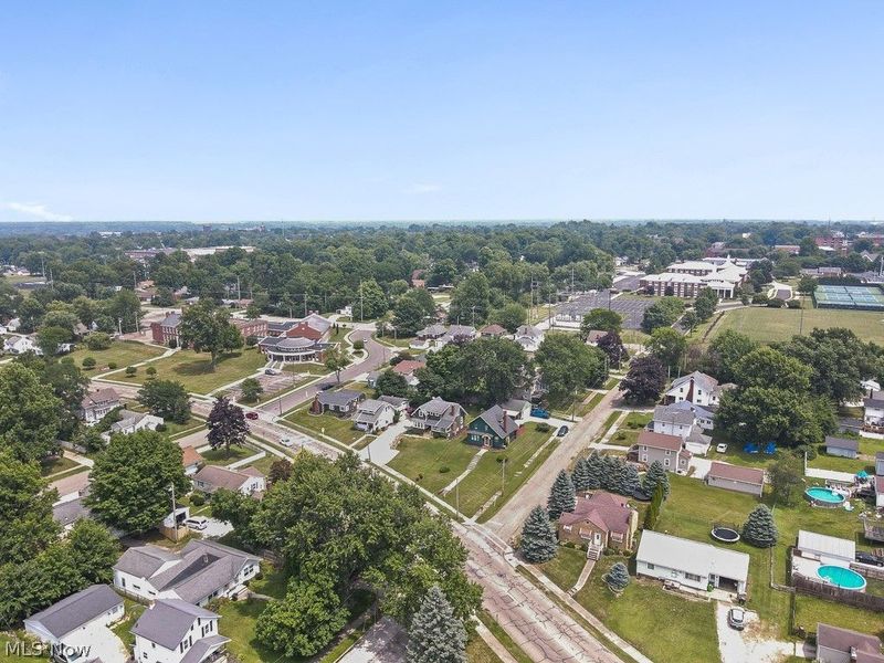 1552 Parkway Boulevard, Alliance, OH 44601 Photo 40