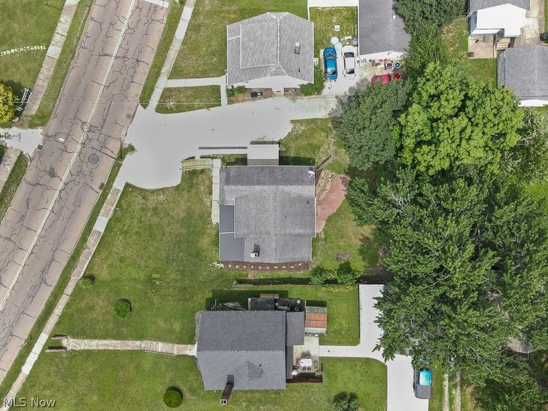 1552 Parkway Boulevard, Alliance, OH 44601 Photo 41