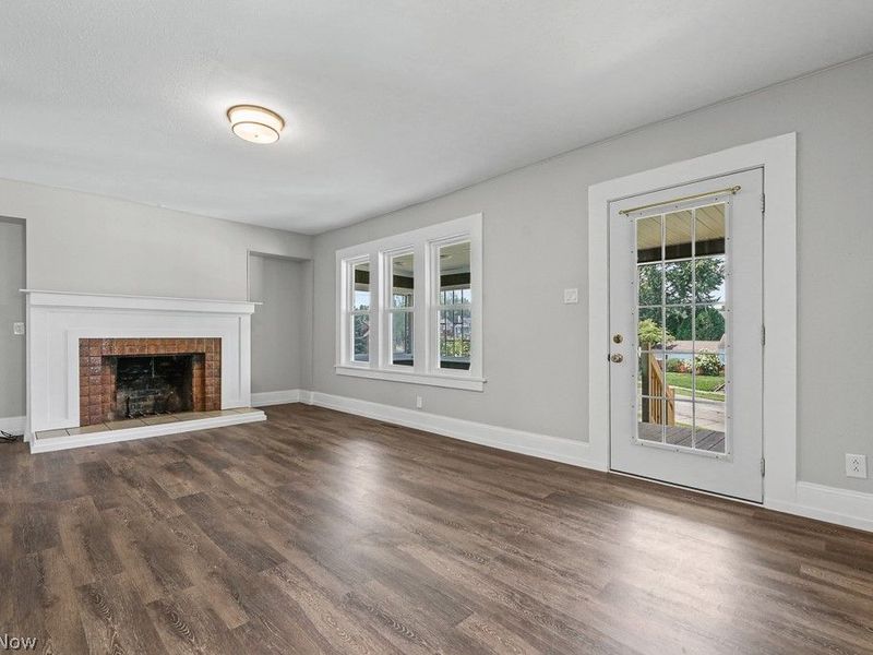 1552 Parkway Boulevard, Alliance, OH 44601 Photo 7