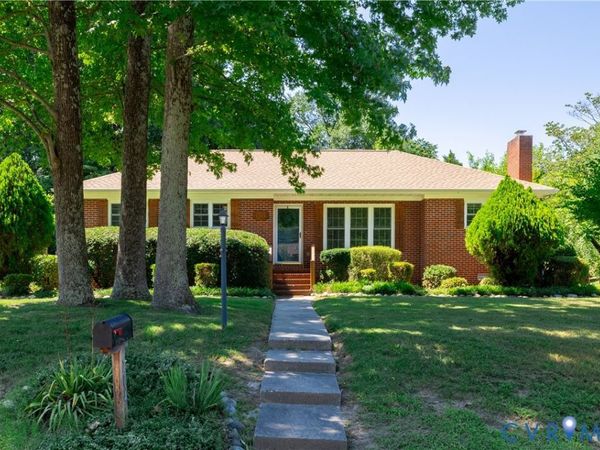 704 Forestview Drive, Colonial Heights, VA 23834