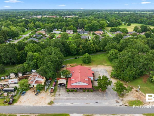 22288 Pine Street, Robertsdale, AL 36567