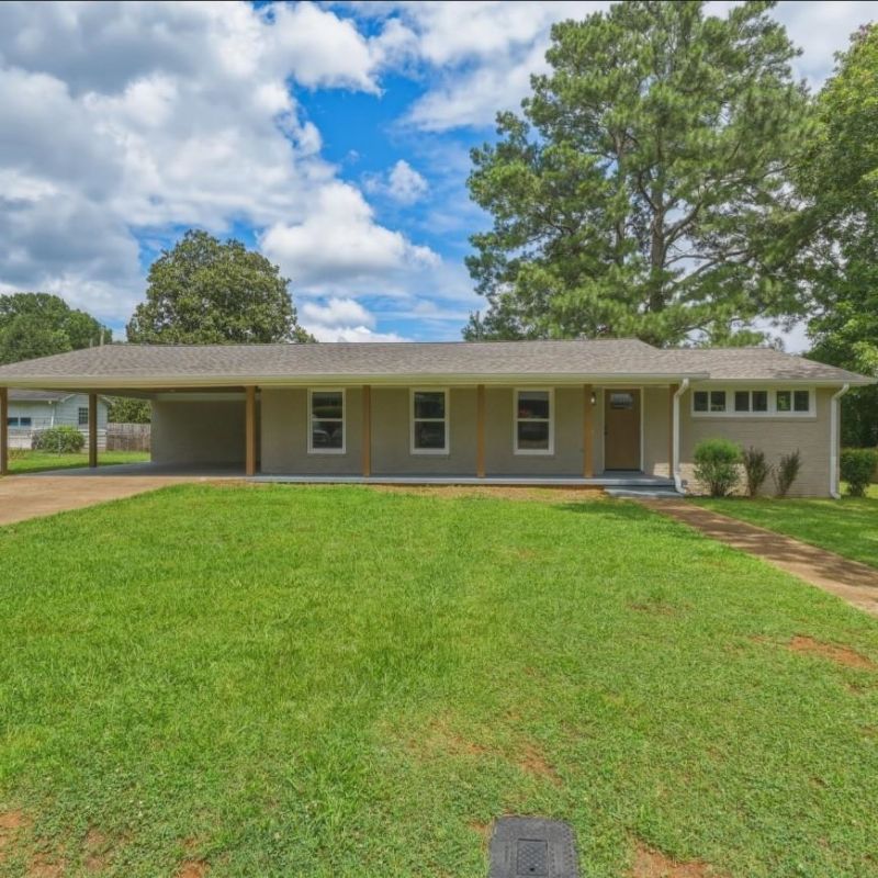 317 Columbus Ave, Florence, AL 35630 Main Photo