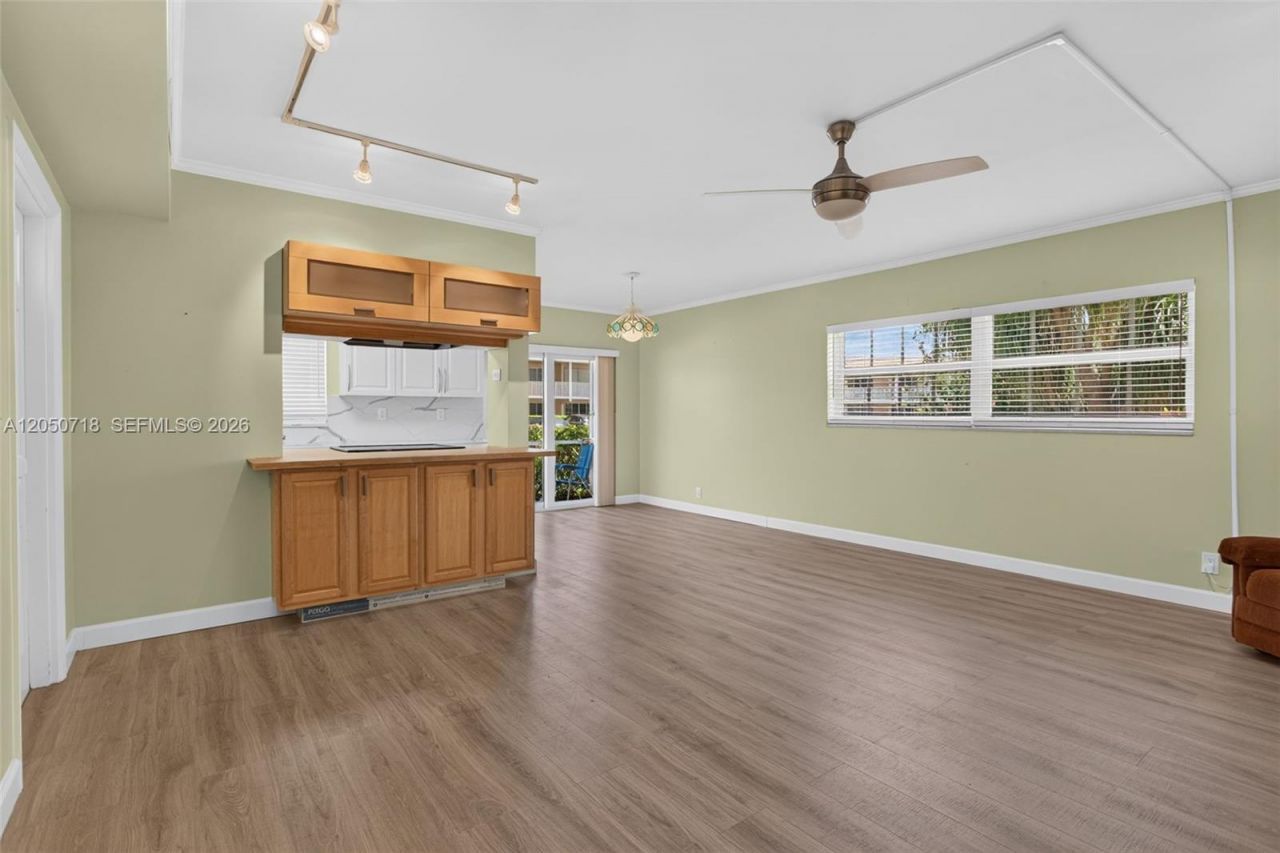 708 SE 7th Ave , Unit 8, Pompano Beach, FL 33060 Photo