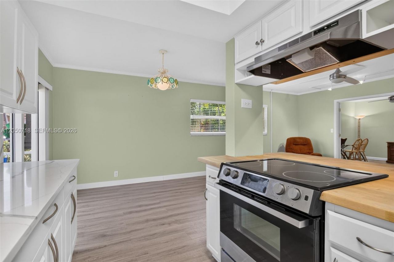 708 SE 7th Ave , Unit 8, Pompano Beach, FL 33060 Photo
