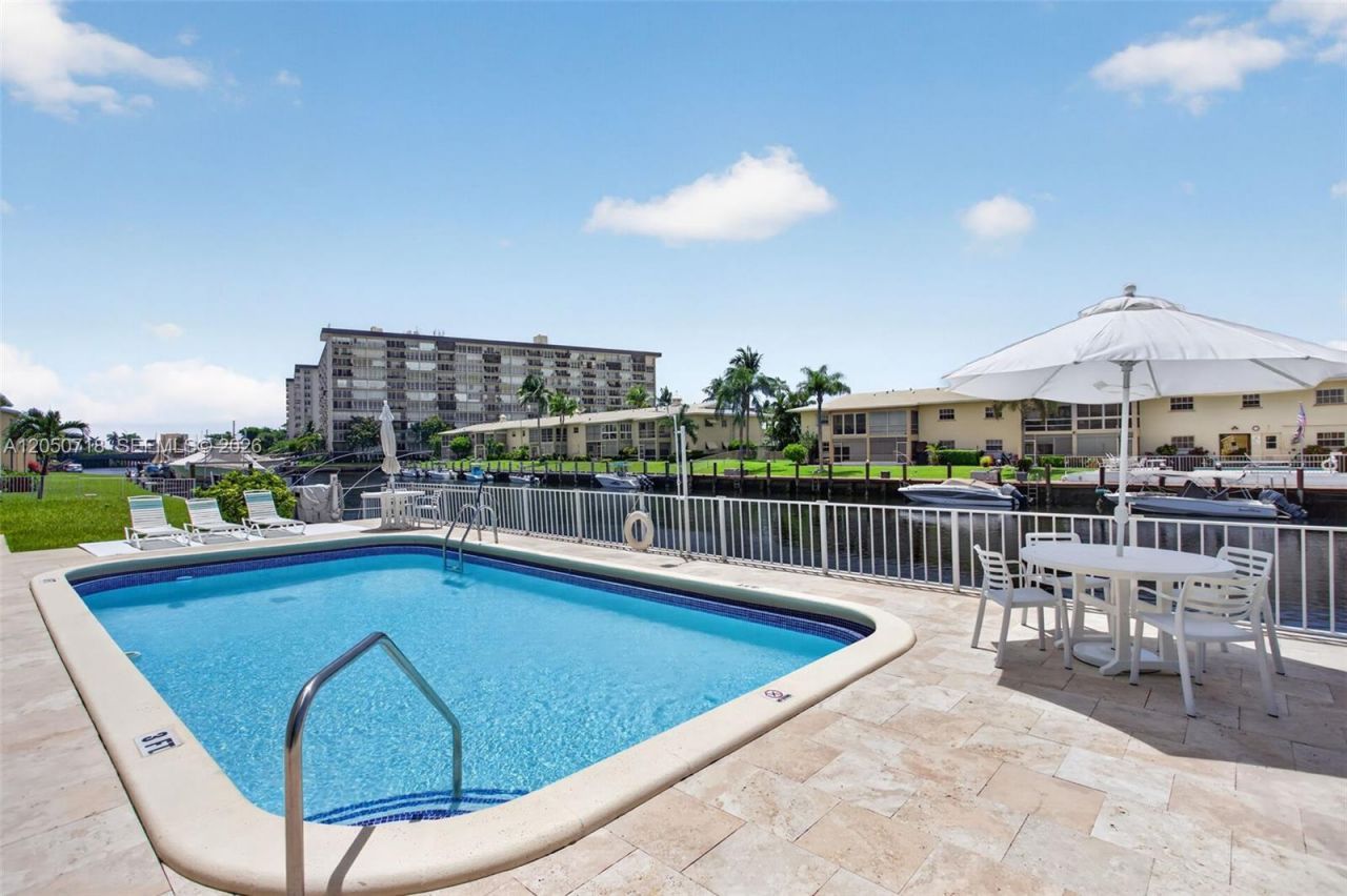 708 SE 7th Ave , Unit 8, Pompano Beach, FL 33060 Photo