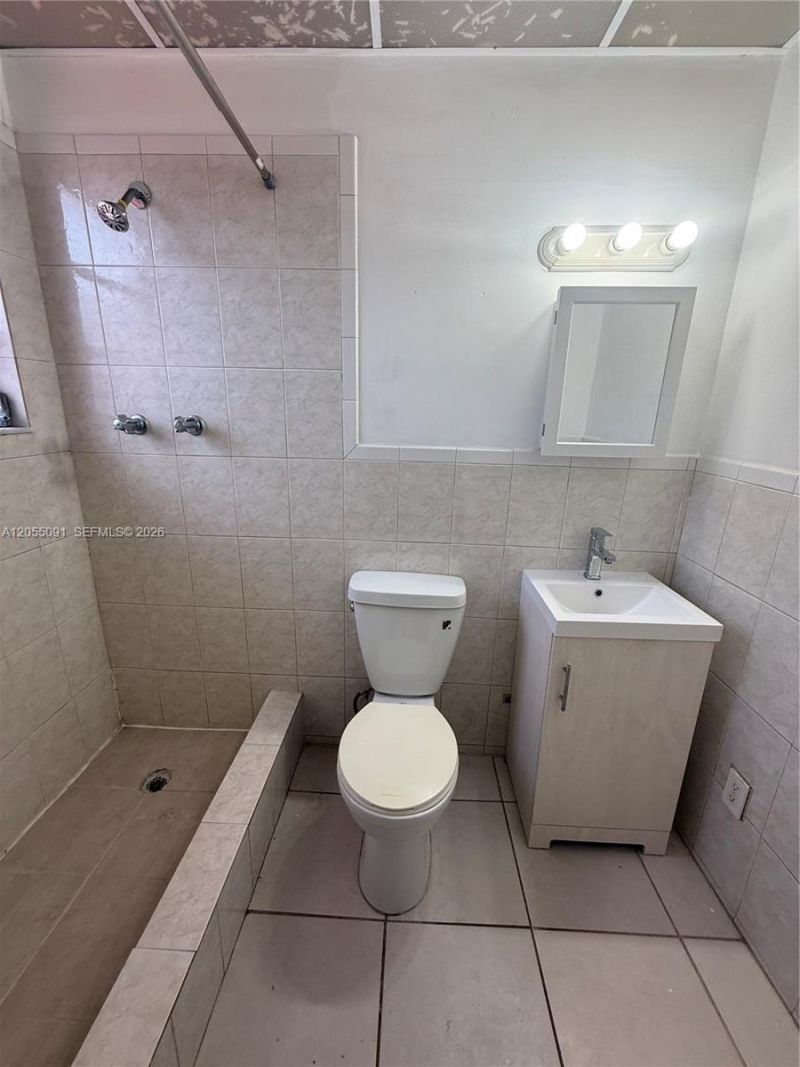 3747 Sheridan Ave , Miami Beach, FL 33140 Photo