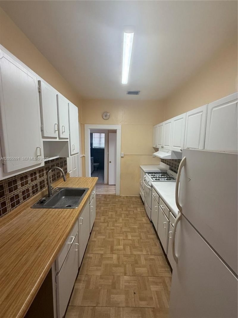 3747 Sheridan Ave , Miami Beach, FL 33140 Photo