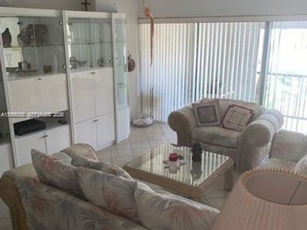 303 Racquet Club Rd , Unit 206, Weston, FL 33326