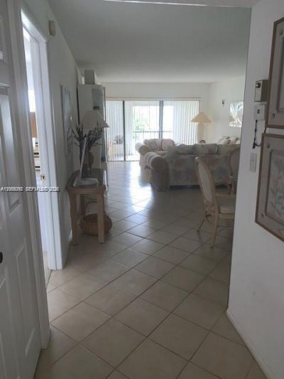 303 Racquet Club Rd, Unit 206, Weston, FL 33326 Photo