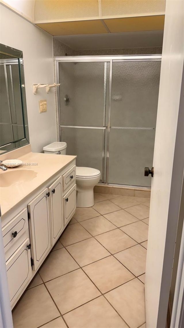 303 Racquet Club Rd, Unit 206, Weston, FL 33326 Photo