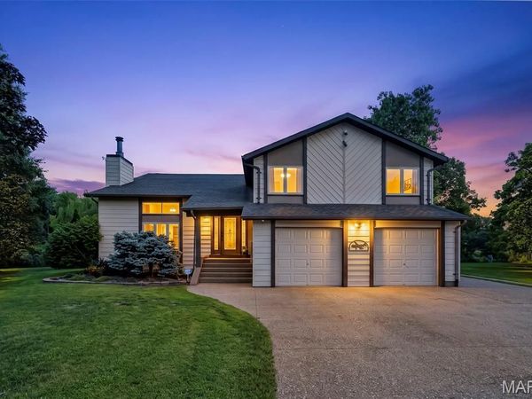 24 Long Branch Court, St Peters, MO 63376