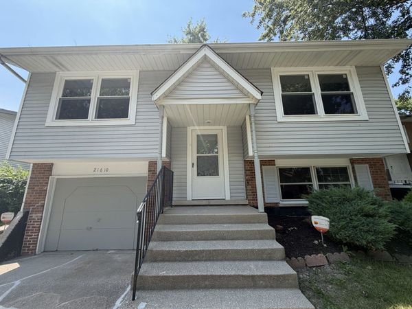 21610 Peterson Avenue , Sauk Village, IL 60411
