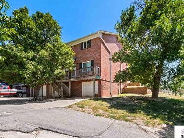 2005 Winnie Drive, Unit 1, Bellevue, NE 68005