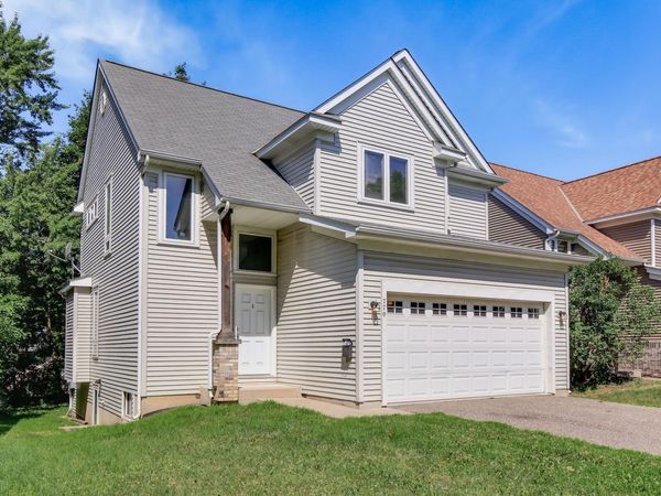 770 1st Avenue NW, New Brighton, MN 55112