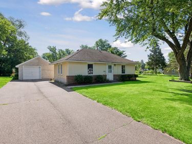 10105 1st Avenue S, Bloomington, MN 55420