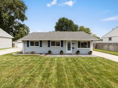 1106 DORENE Boulevard, CARTER LAKE, IA 51510