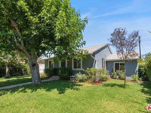 17453 Burbank Boulevard , Encino, CA 91316