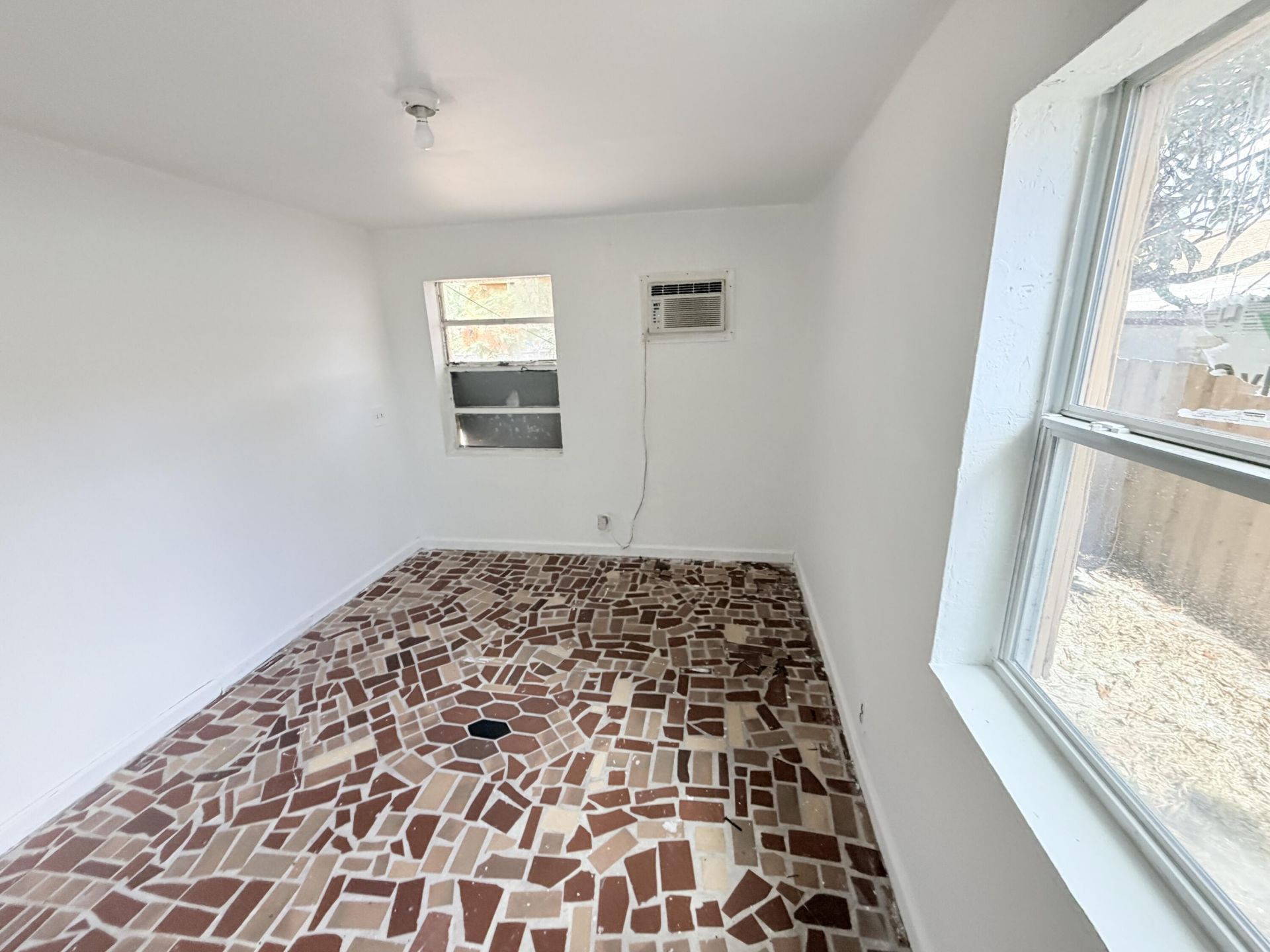 4343 Pinewood Avenue, West Palm Beach, FL 33407 Photo