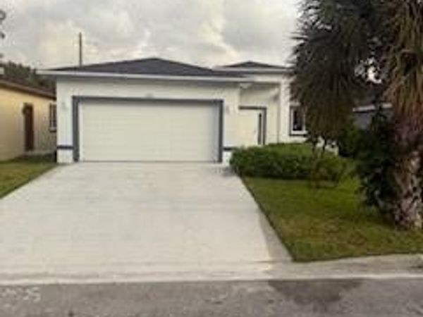 2987 NW 9TH Street, Fort Lauderdale, FL 33311