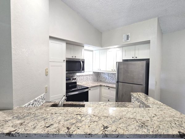 3400 PINEWALK Drive N, Unit 928, Margate, FL 33063