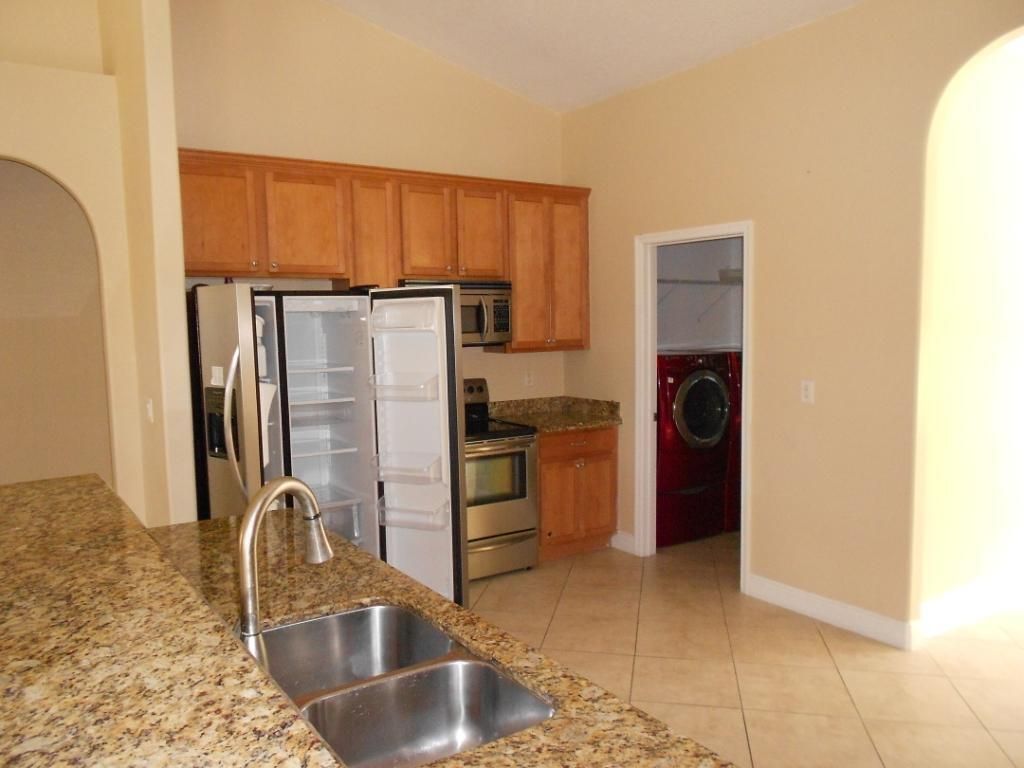 1221 SE Navajo Lane, Port Saint Lucie, FL 34983 Photo