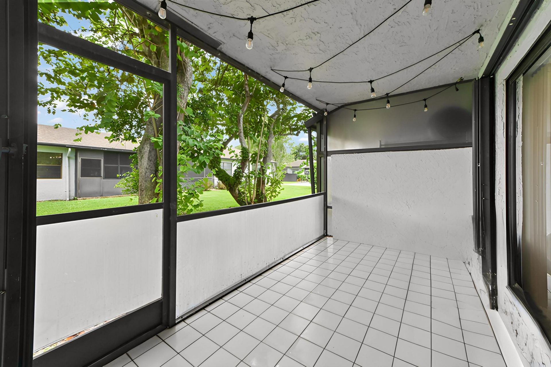 84 Conaskonk Circle, Royal Palm Beach, FL 33411 Photo