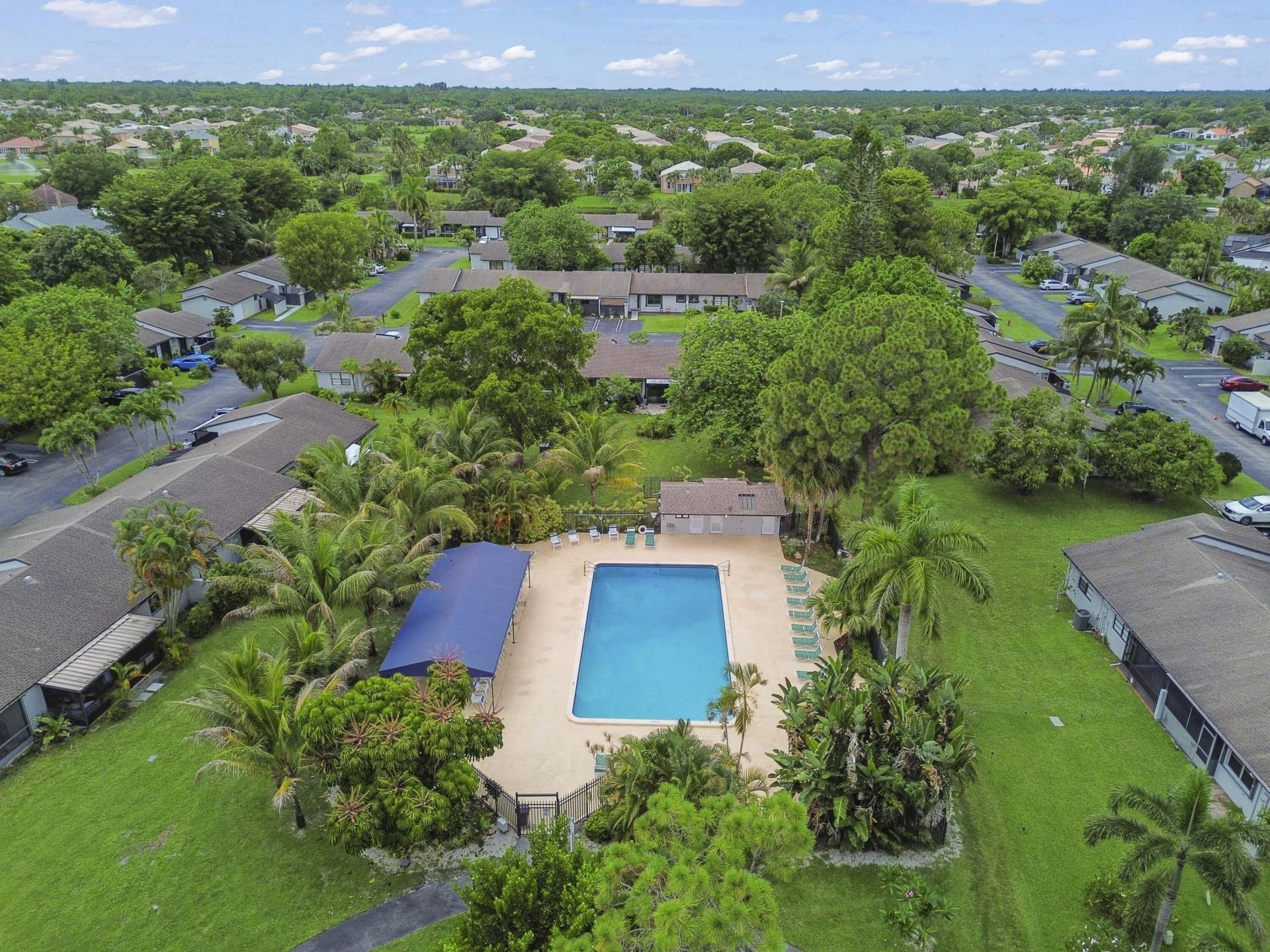 84 Conaskonk Circle, Royal Palm Beach, FL 33411 Photo