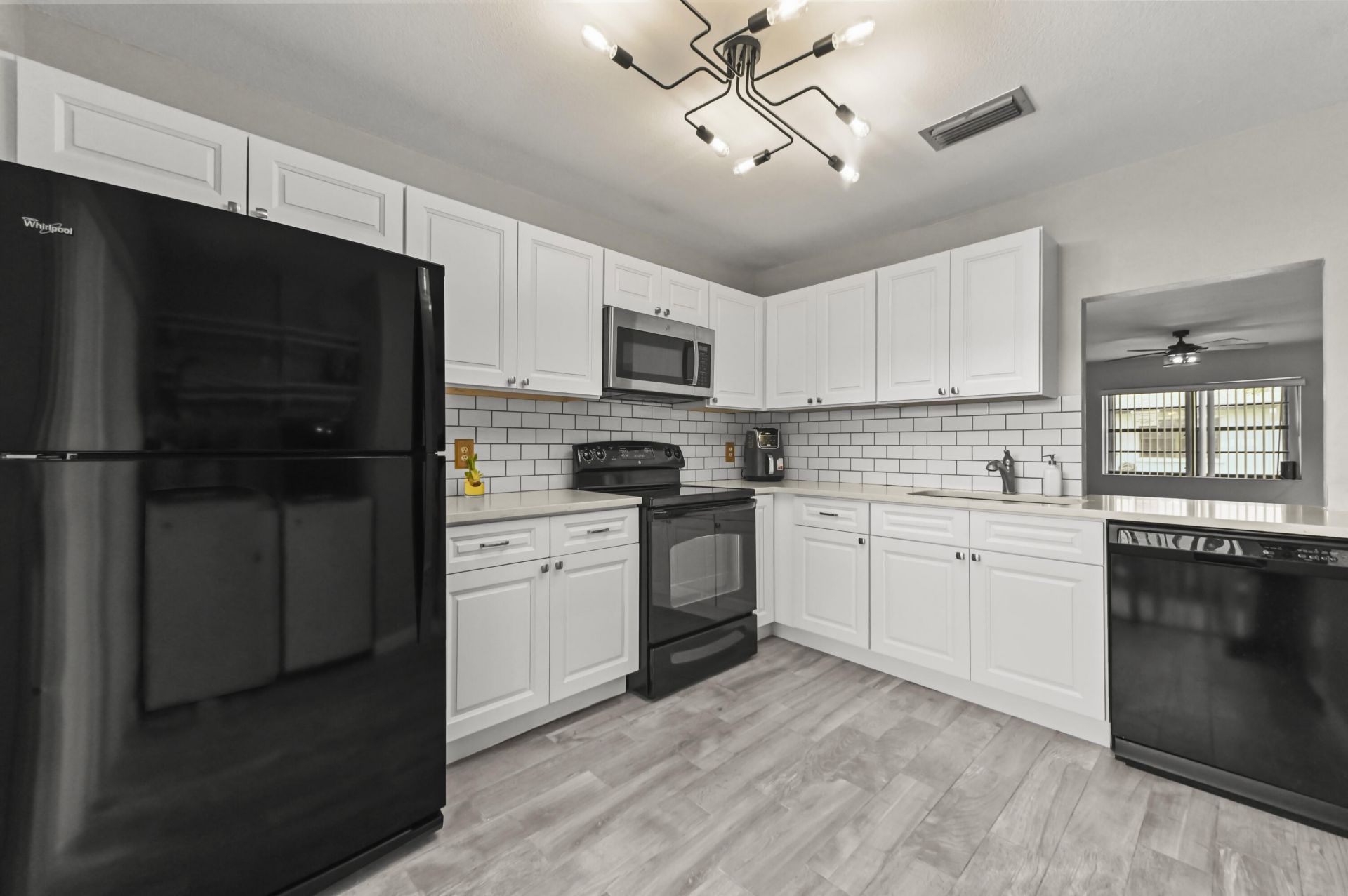 84 Conaskonk Circle, Royal Palm Beach, FL 33411 Photo