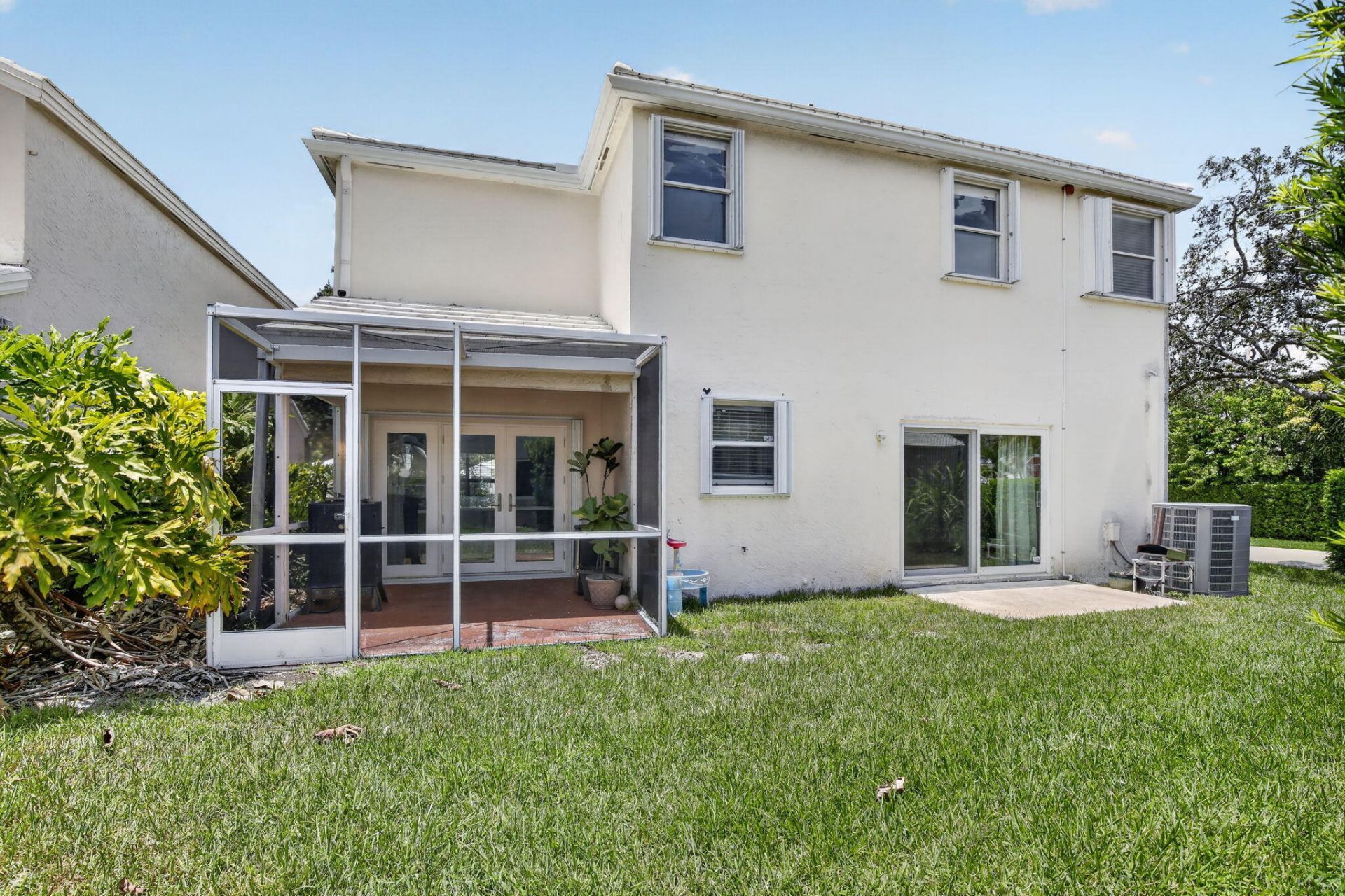 9444 NW 8th Circle, Plantation, FL 33324 Photo