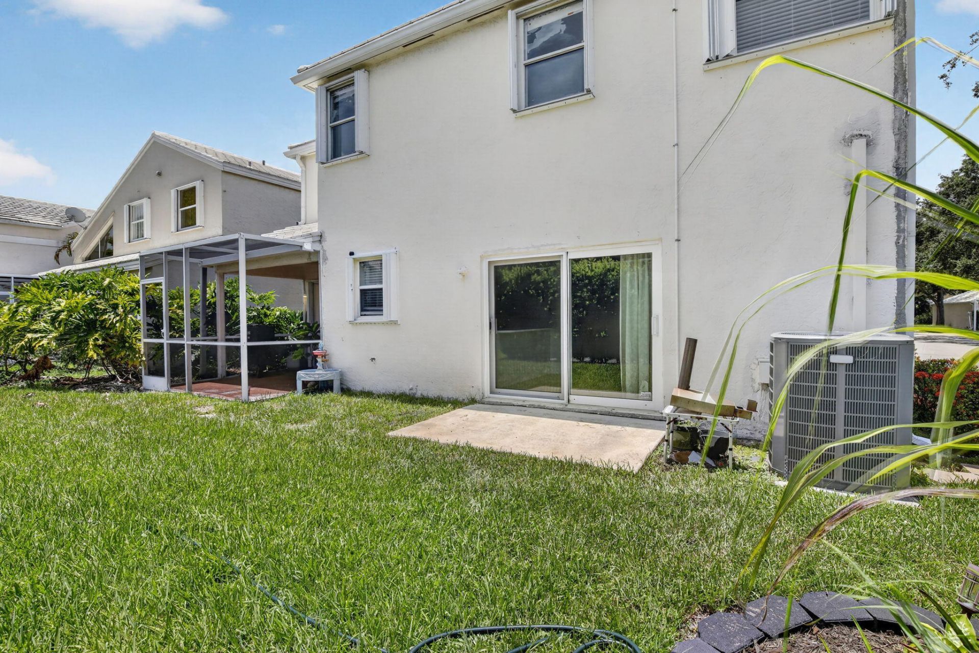 9444 NW 8th Circle, Plantation, FL 33324 Photo