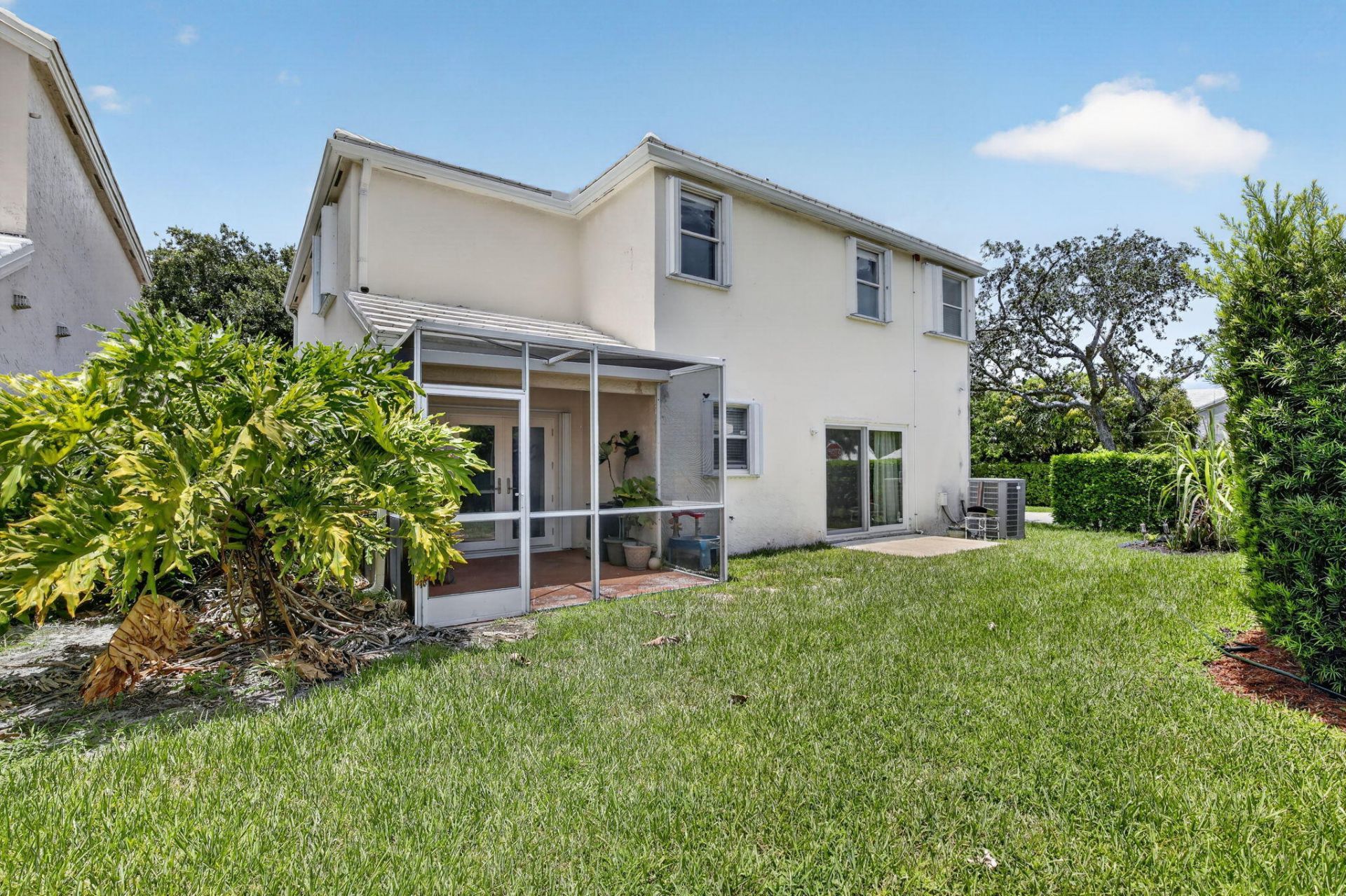 9444 NW 8th Circle, Plantation, FL 33324 Photo