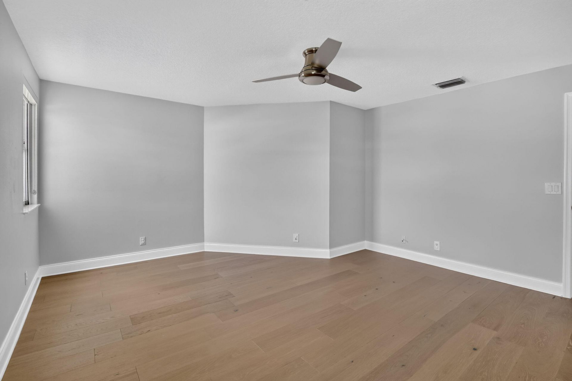 9444 NW 8th Circle, Plantation, FL 33324 Photo