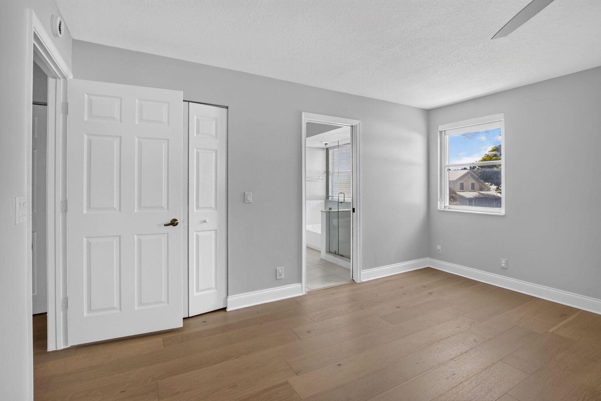 9444 NW 8th Circle, Plantation, FL 33324 Photo
