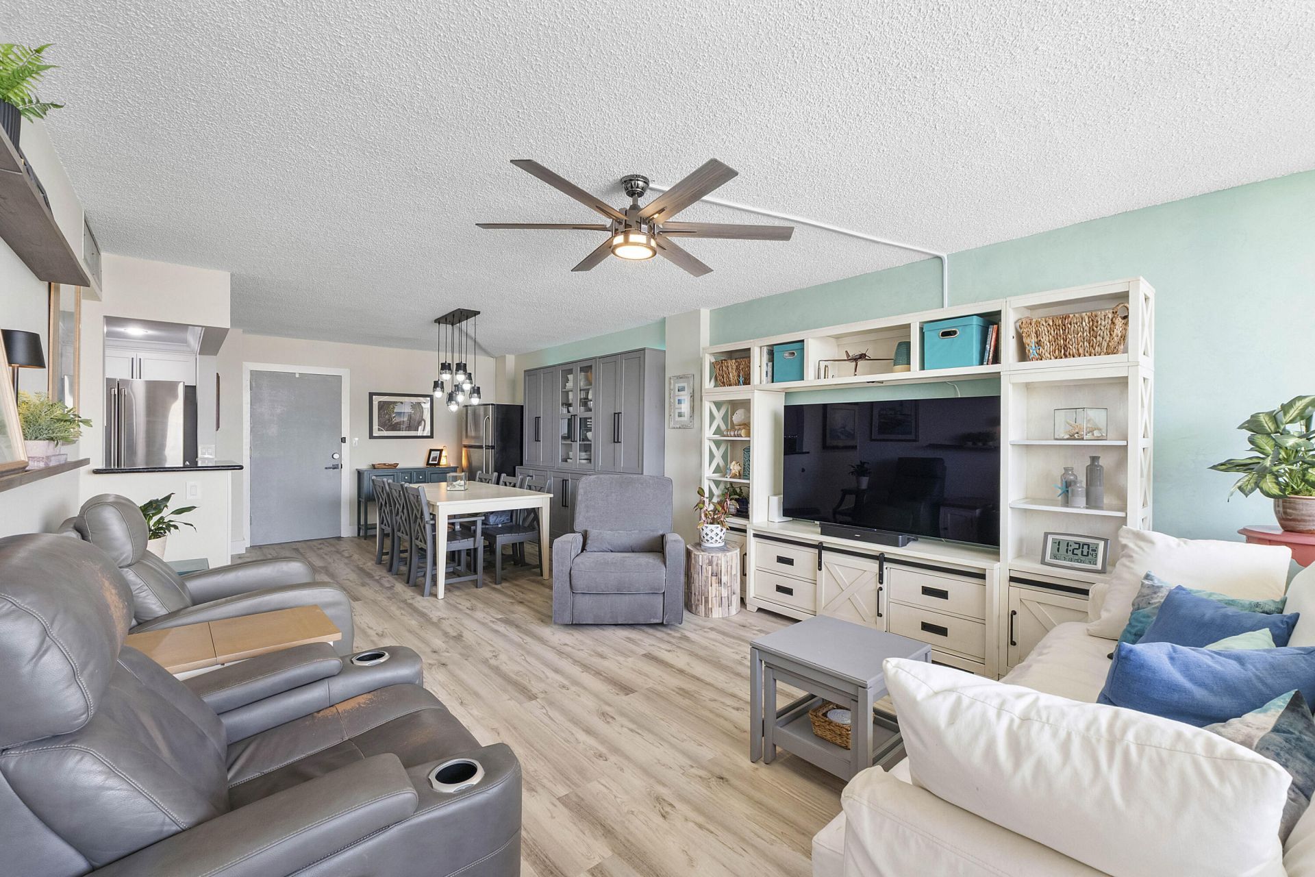 305 N Pompano Beach Boulevard, Unit 804, Pompano Beach, FL 33062 Photo
