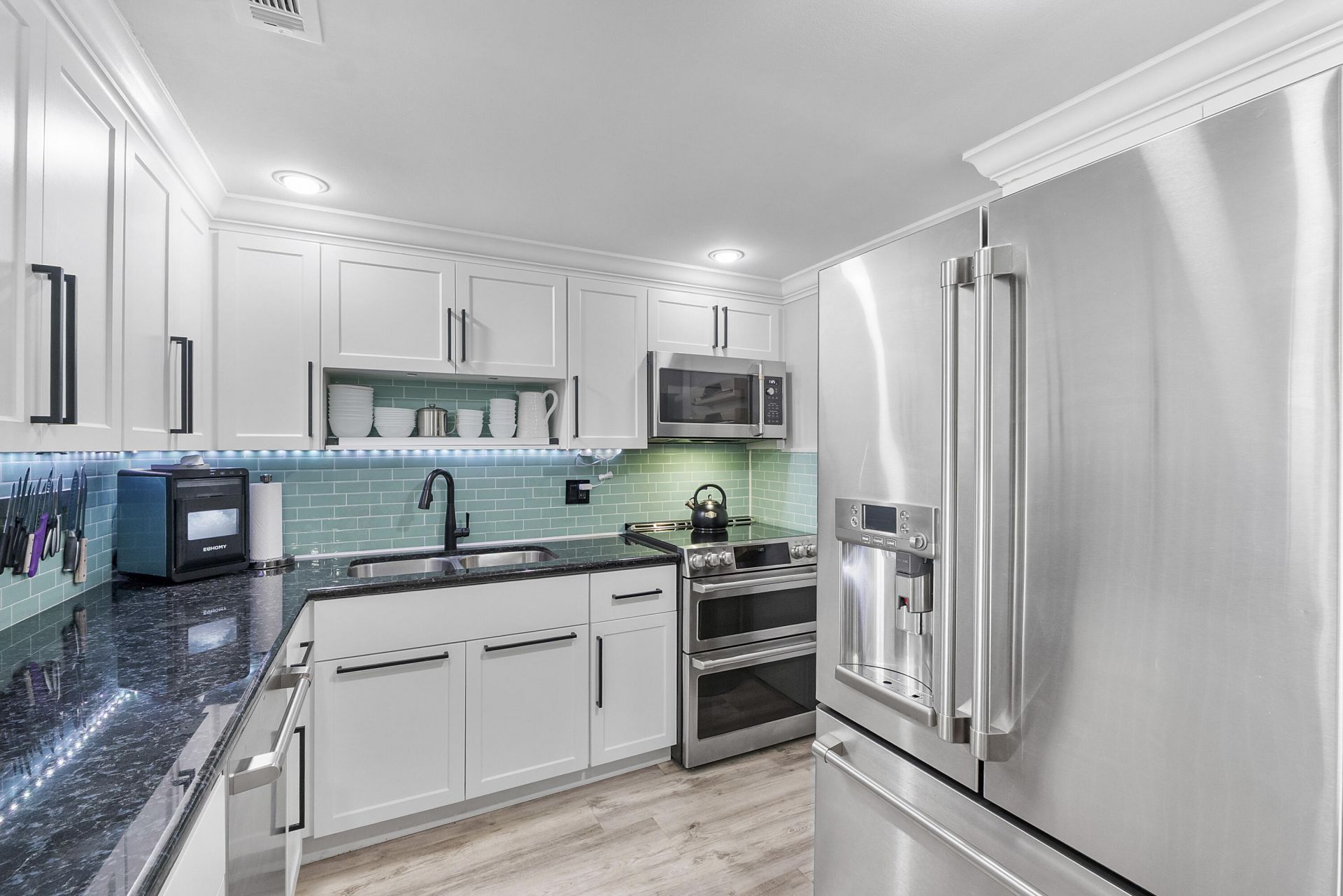 305 N Pompano Beach Boulevard, Unit 804, Pompano Beach, FL 33062 Photo