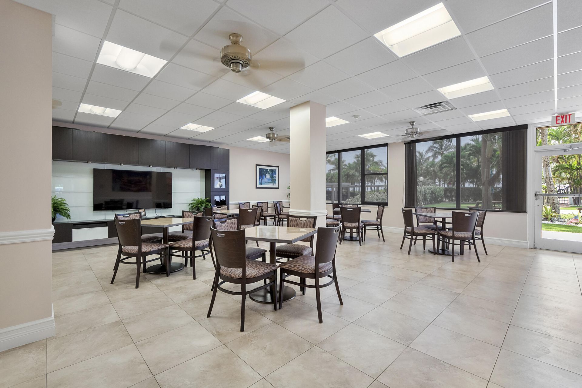 305 N Pompano Beach Boulevard, Unit 804, Pompano Beach, FL 33062 Photo