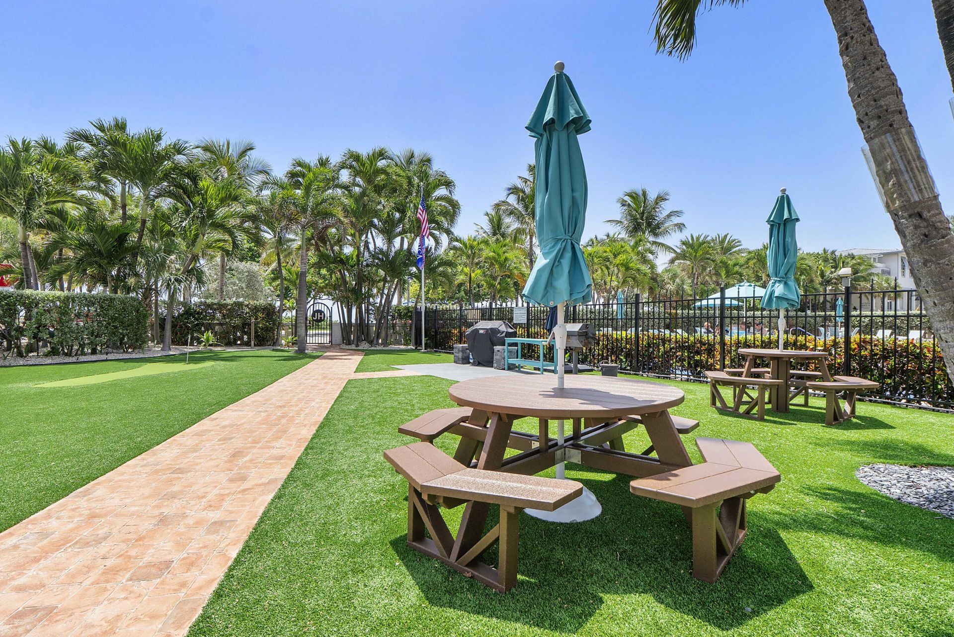 305 N Pompano Beach Boulevard, Unit 804, Pompano Beach, FL 33062 Photo