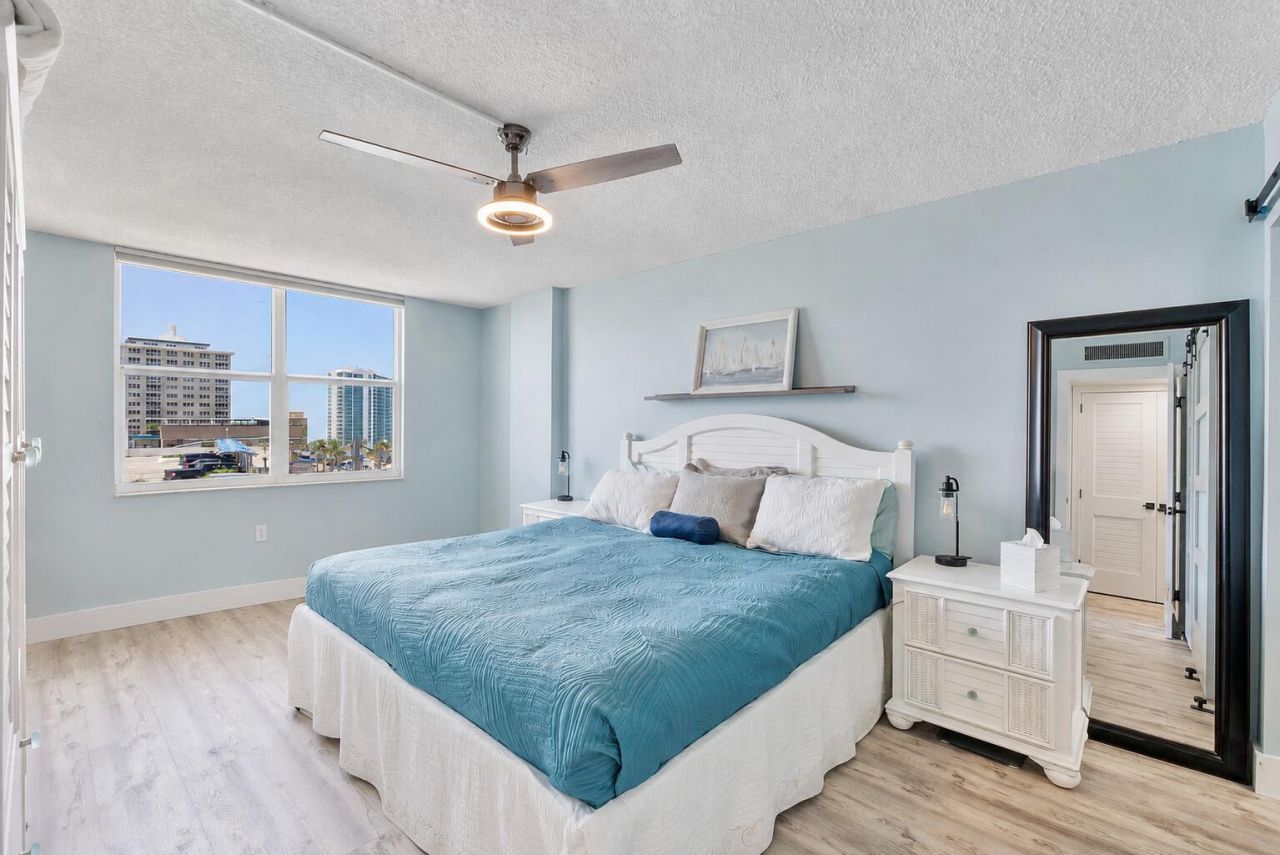 305 N Pompano Beach Boulevard, Unit 804, Pompano Beach, FL 33062 Photo